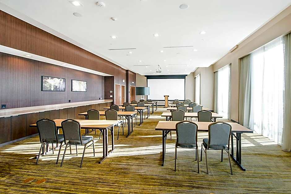 Courtyard by Marriott Longview North