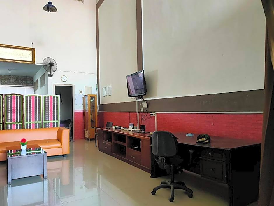 Hotel O Kost 3 Kelor Syariah