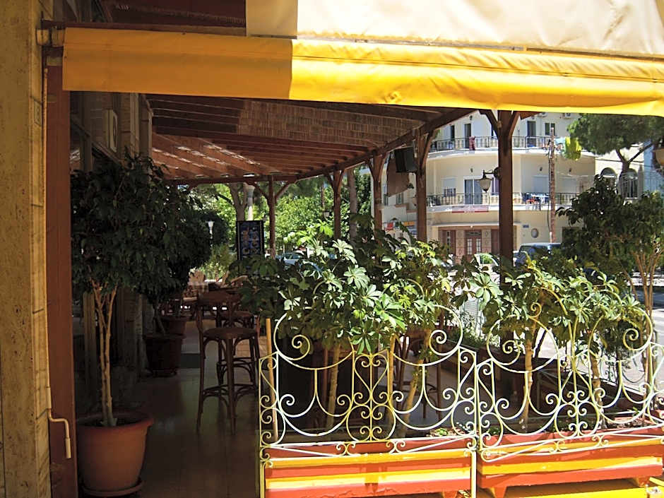 Fantasia Hotel Apartments