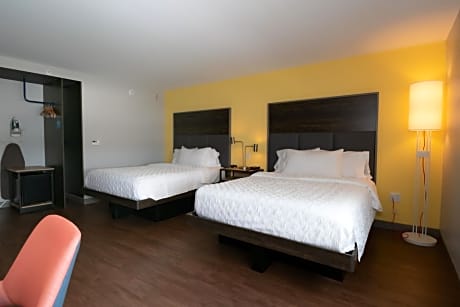 Queen Room with Two Queen Beds and Roll-In Shower - Mobility and Hearing Access