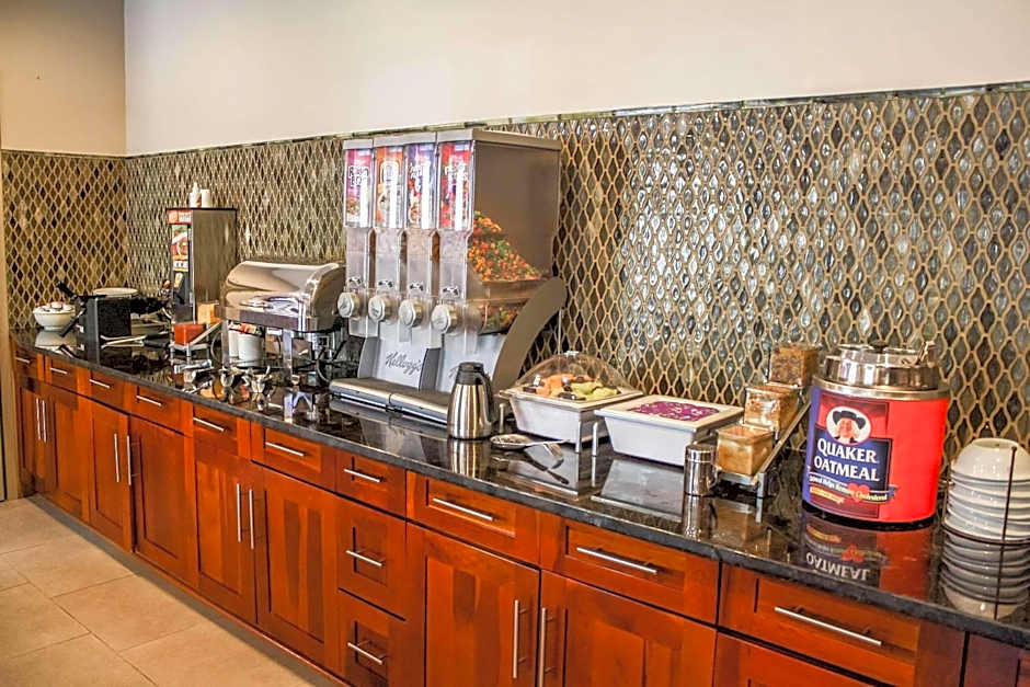 Country Inn & Suites by Radisson, Washington Dulles International Airport, VA