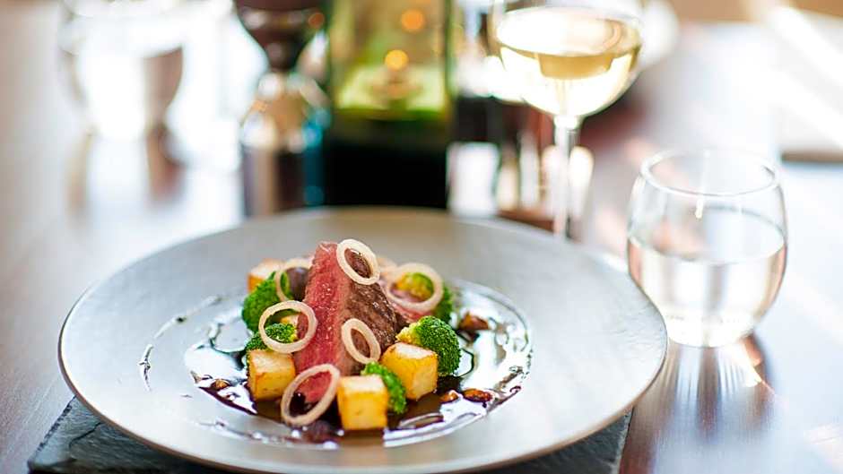 The Victoria Hotel & Source Spa