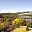 Rolling Hills Hotel