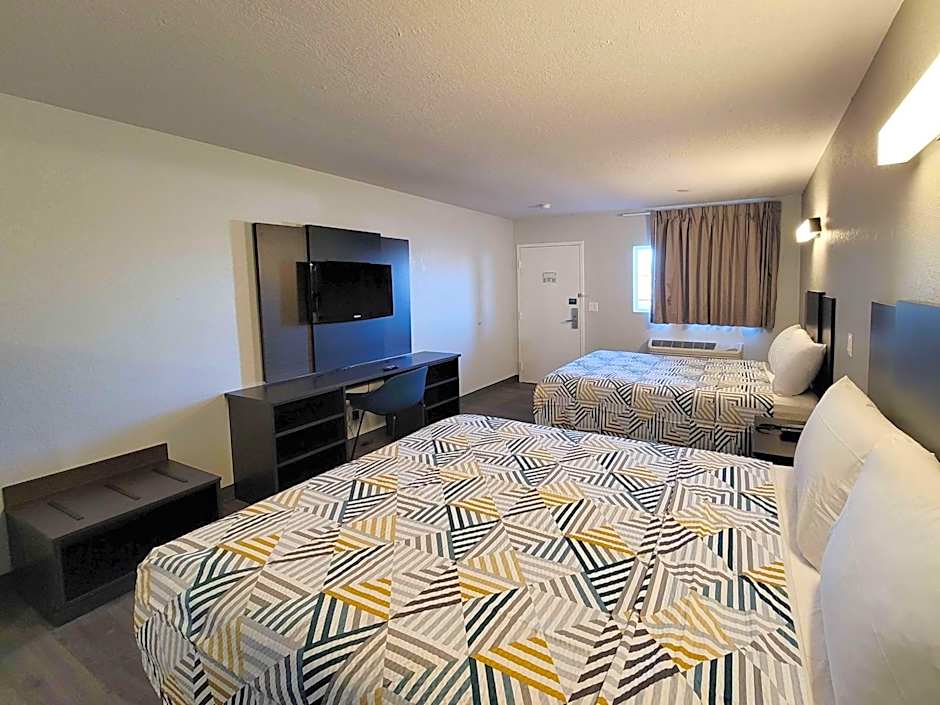 Motel 6 Wichita, KS – South I-35