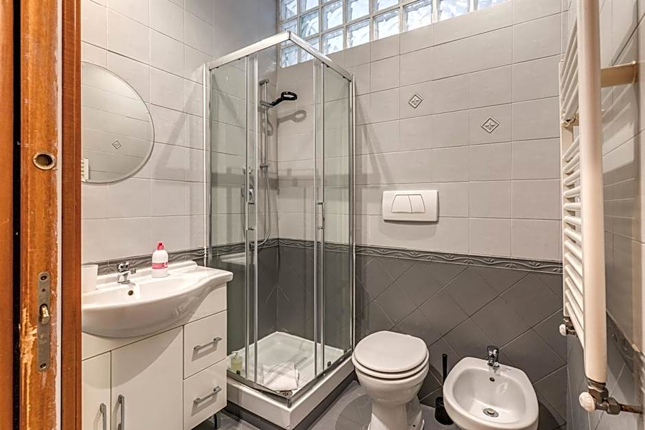 Sapphire Apartment