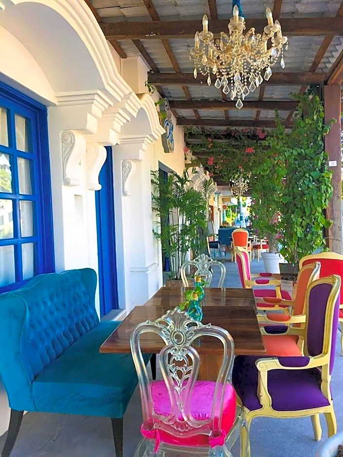 Toto Blue Hotel Boutique