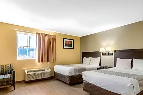 Queen Suite with Two Queen Beds - Non Smoking