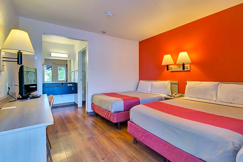 Motel 6-Rohnert Park, CA