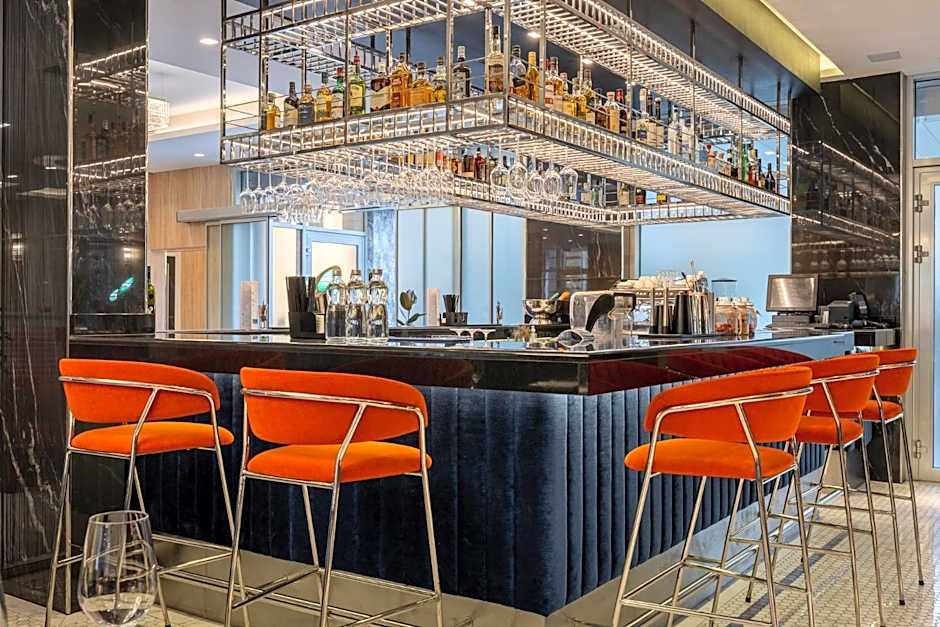 Silver Crown Hotel & Residence, Palace Quarter