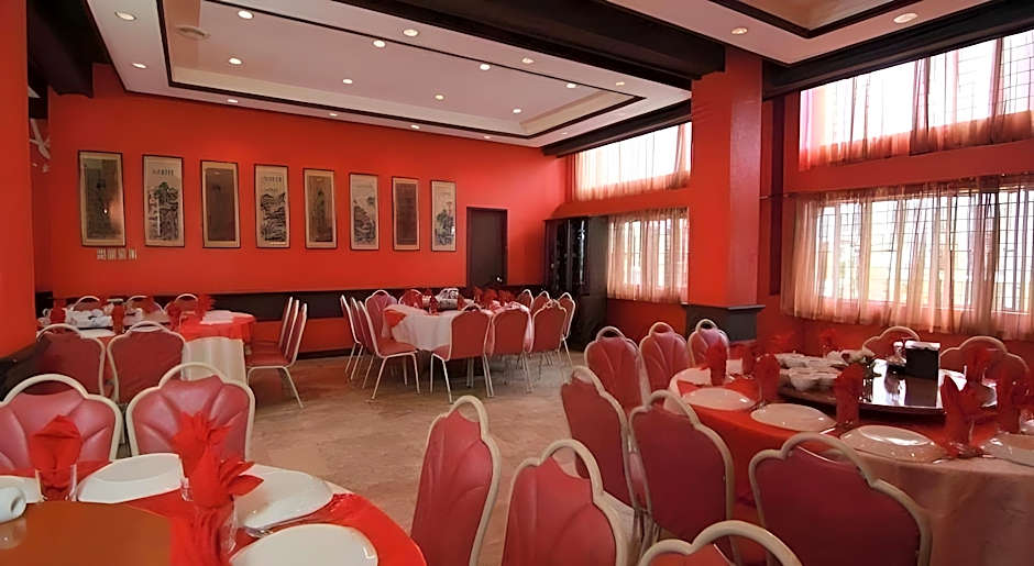 Hotel Supreme Convention Plaza