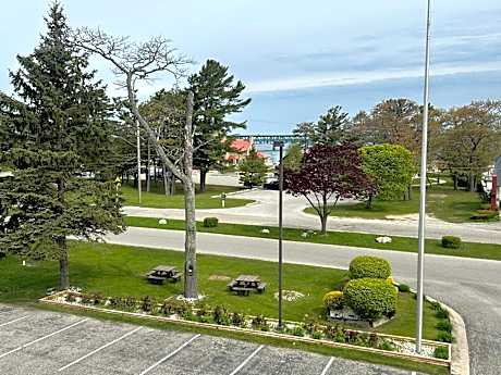 Single Room with Balcony