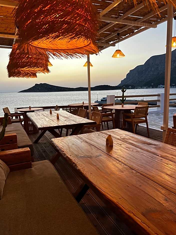 SPONGIA HOTEL SUITES & Spa