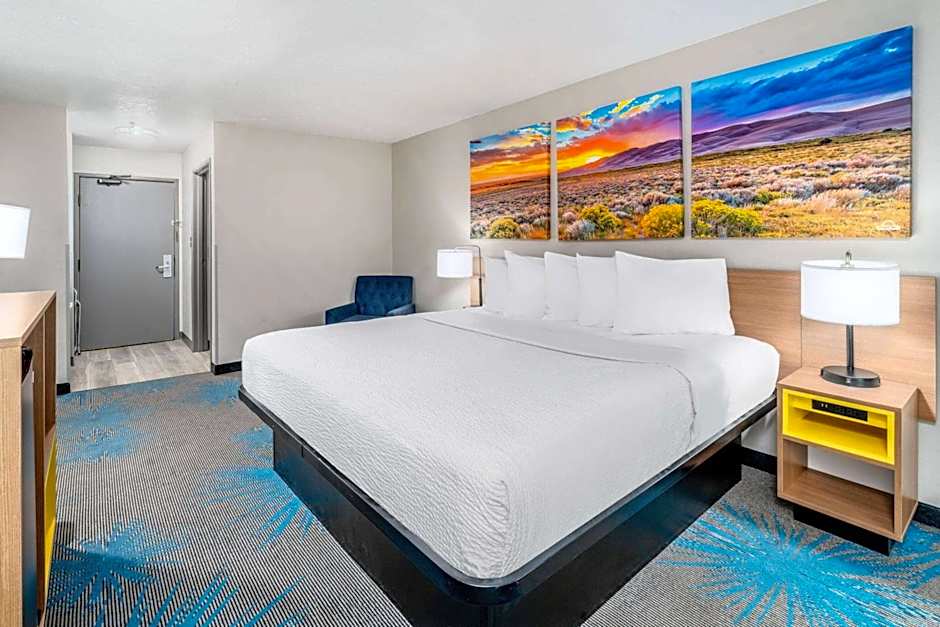 Days Inn by Wyndham Los Lunas