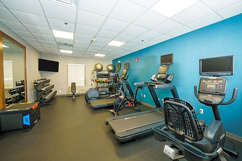 Hampton Inn By Hilton Hutchinson