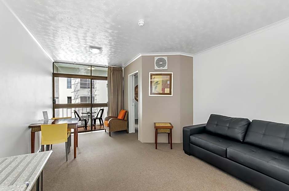 Waters Edge The Strand