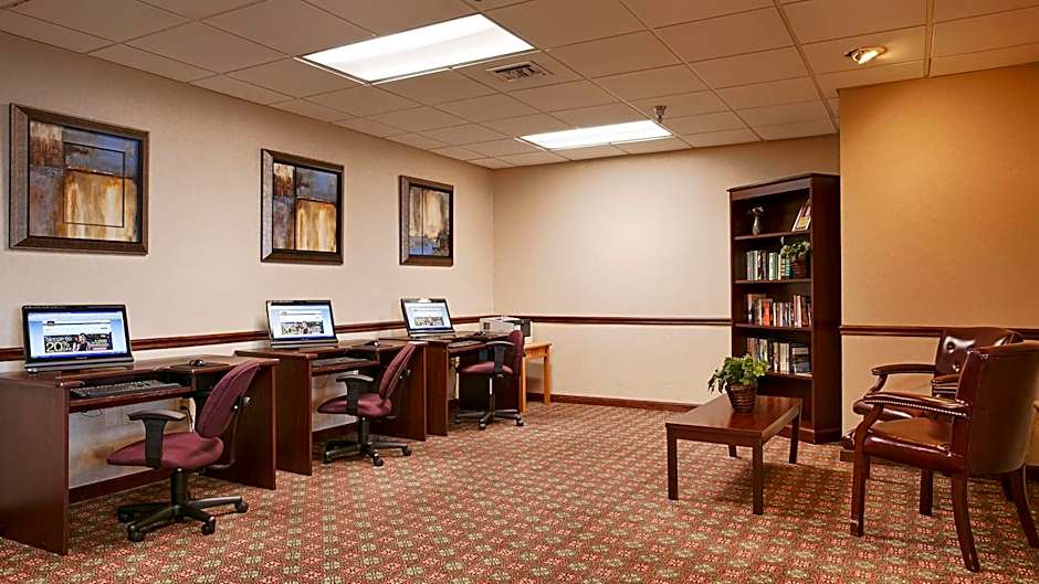 Best Western Plus Hotel And Conference Center
