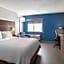 Holiday Inn Express Sheboygan-Kohler / I-43 By IHG
