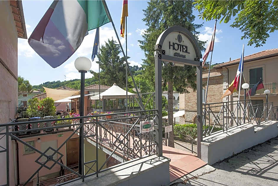 Hotel Athena