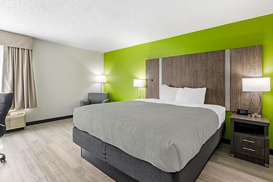 Quality Inn Clarksville - Exit 11