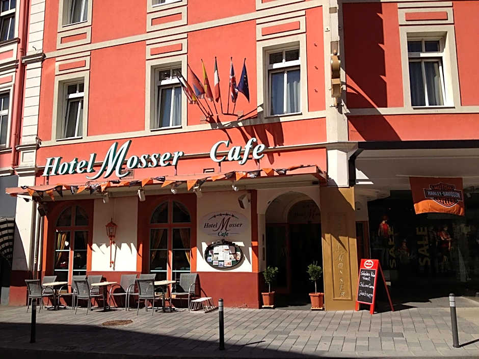Altstadt Hotel Mosser Villach mit Parkplatz