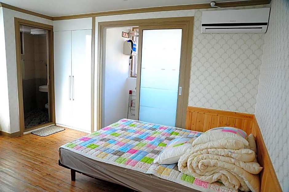 THE 1st Andong Hostel