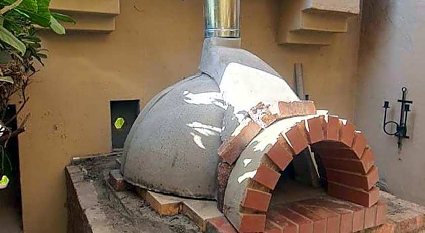 Chartwell Castle & Guest House