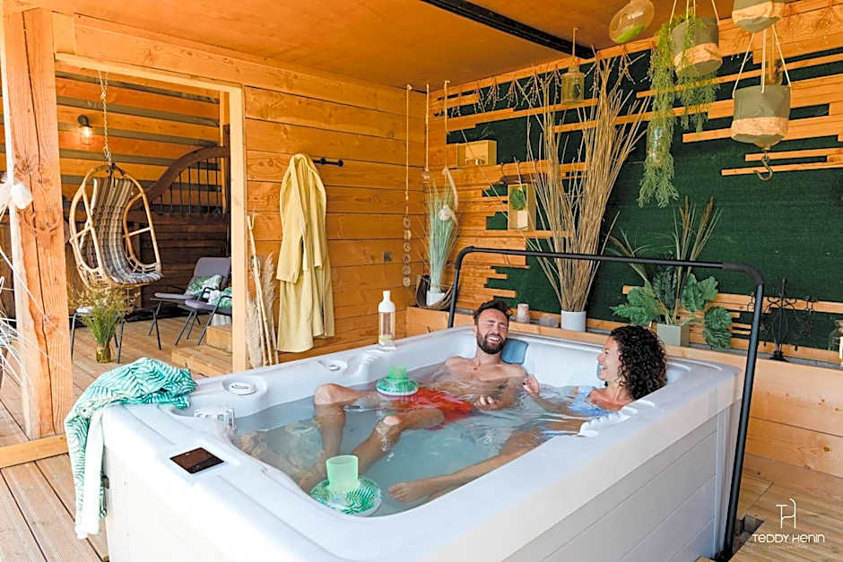 Les Aires en Scènes au bord de l'eau