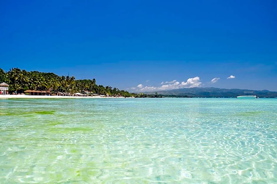 Lanterna Hotel Boracay