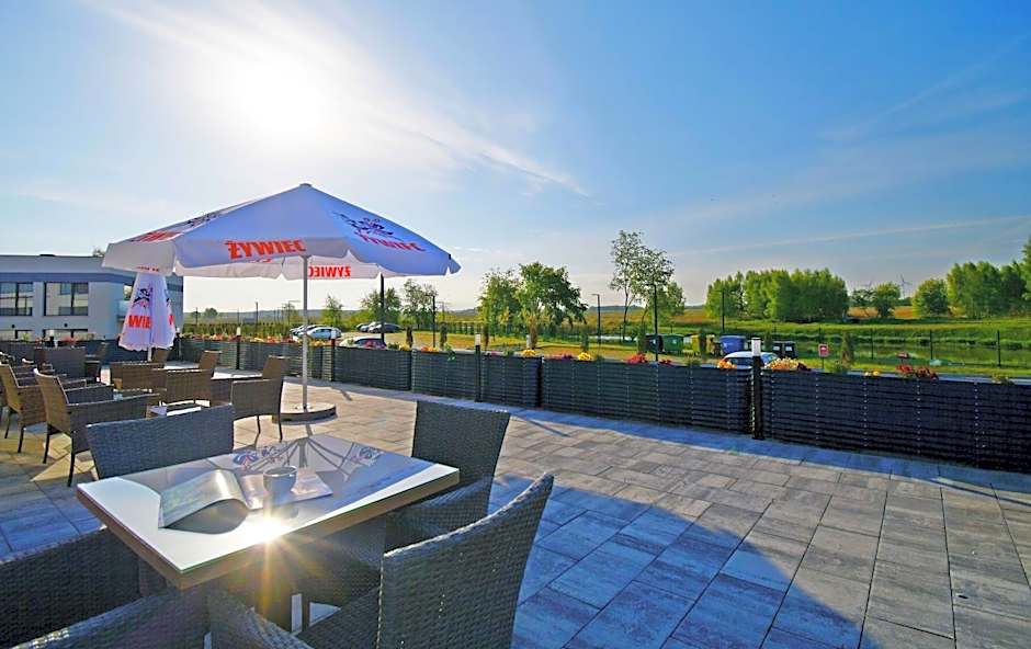 Hotel i Apartamenty Gorzelanny Dźwirzyno