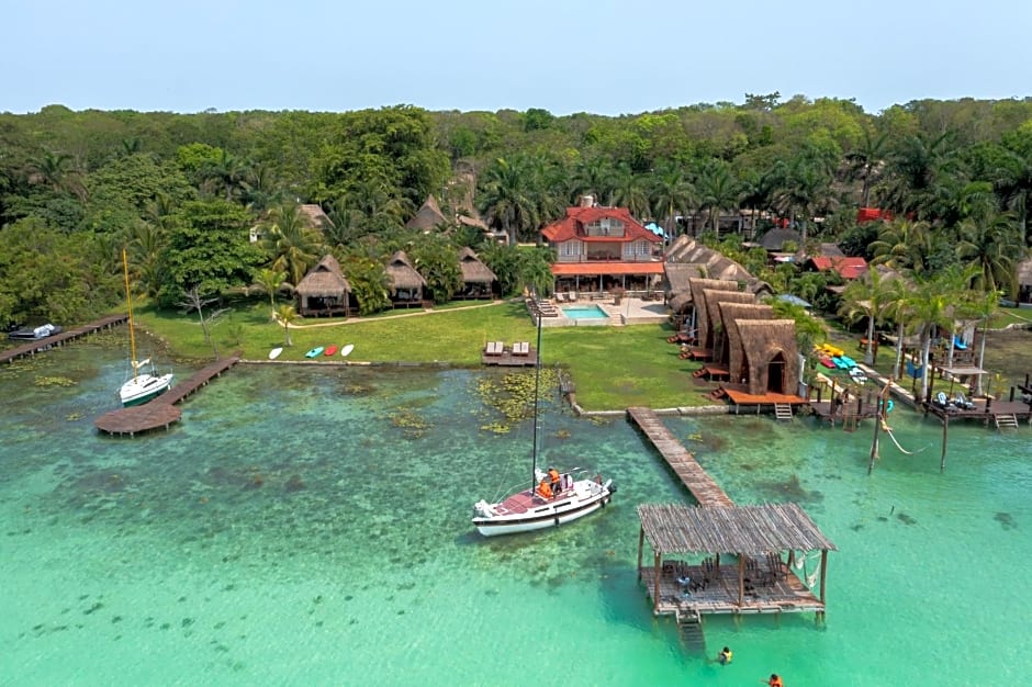 Hotel CasaBakal - A pie de Laguna - Bacalar