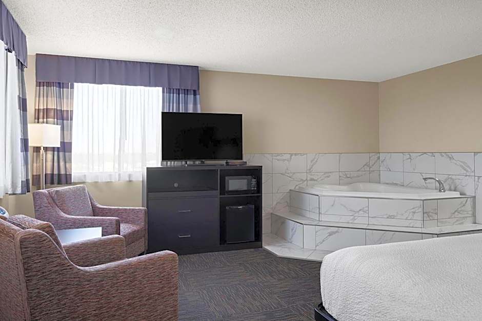Ramada by Wyndham Saskatoon