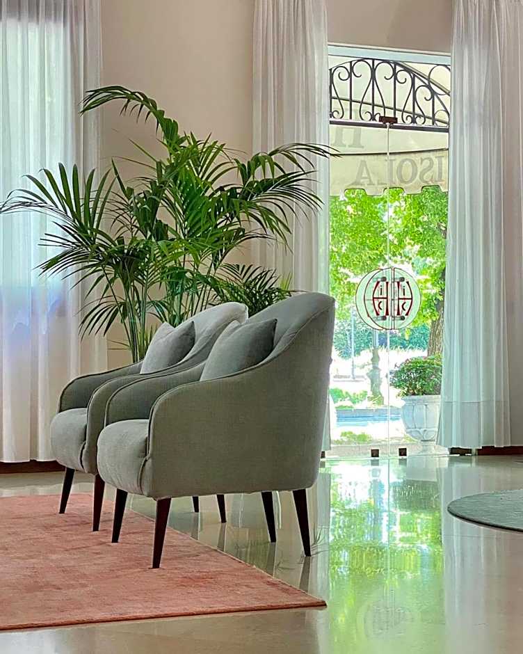 Hotel Isola Di Caprera