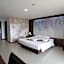 Convenient Grand Plus Hotel Suvarnabhumi
