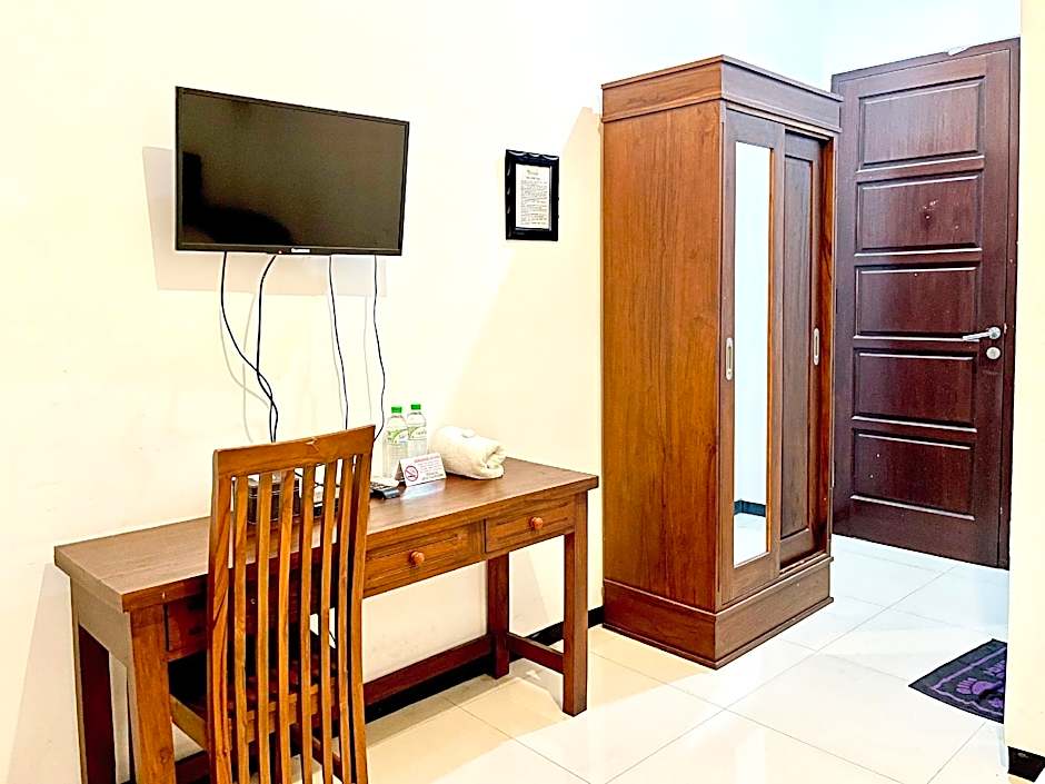 D Maktab Syariah Mitra RedDoorz Malang