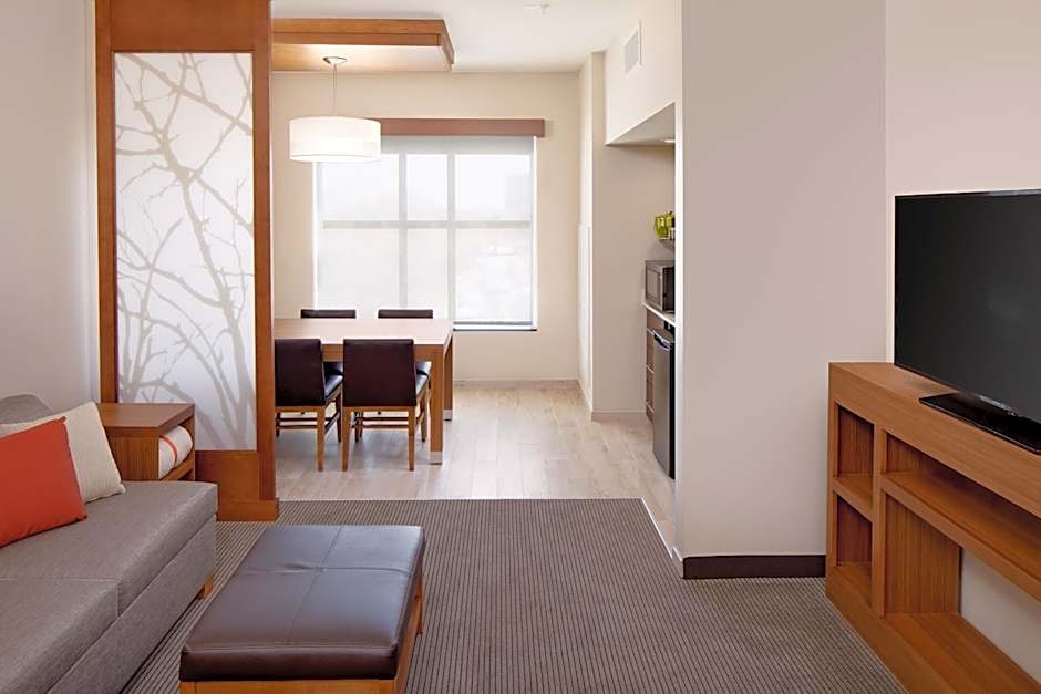 Hyatt Place Florence Downtown