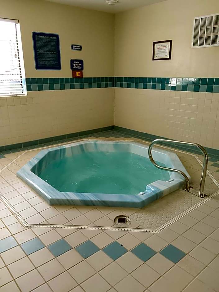 Lavissh Inn and Suites