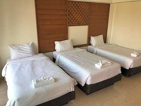 Standard Triple Room (Free Round Trip Airport Transfer)
