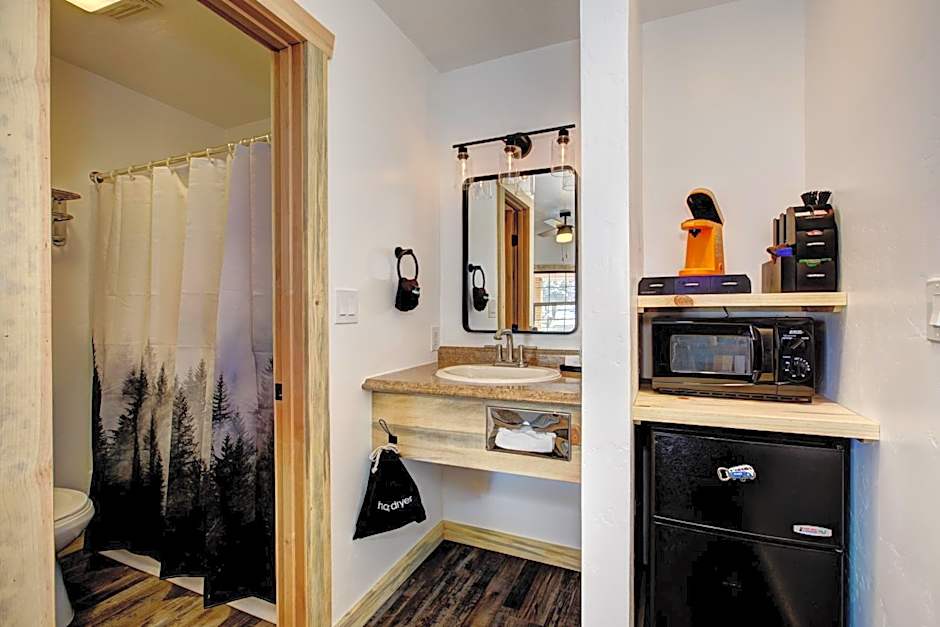 Alpine Lodge Hotel