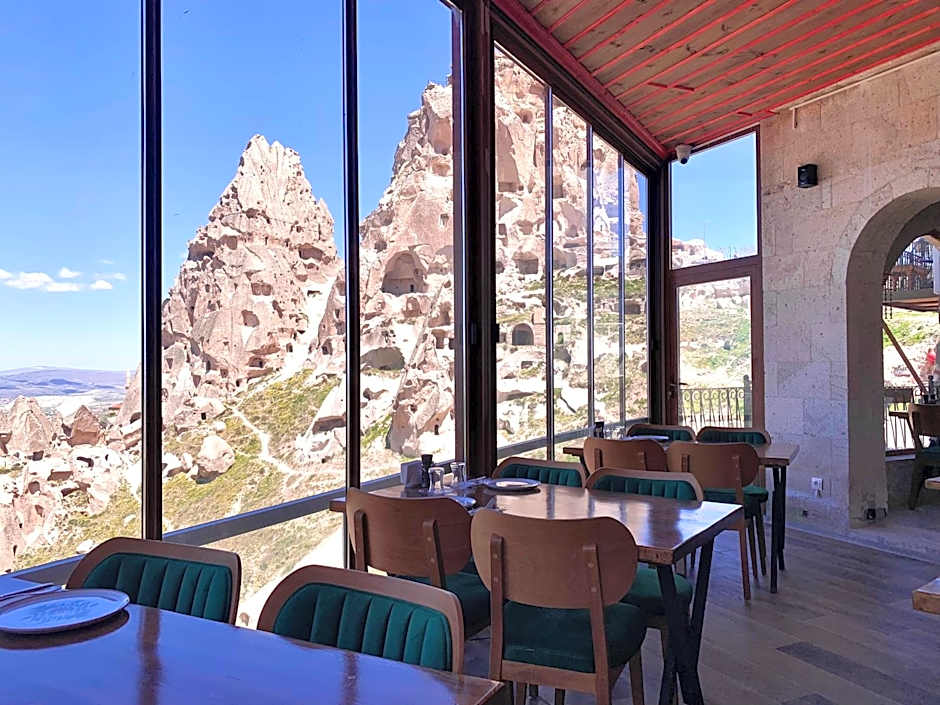 Caldera Cave Hotel