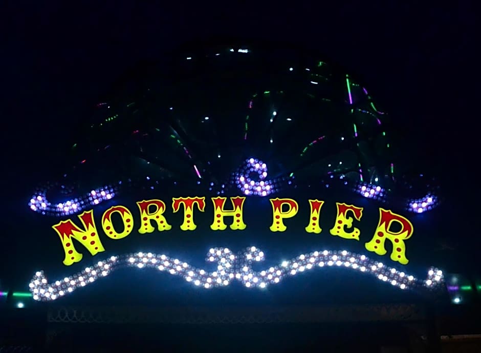 Camelot Seafront Hotel