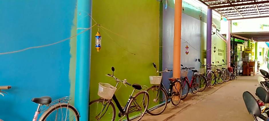 Rueang Sri Siri Guesthouse