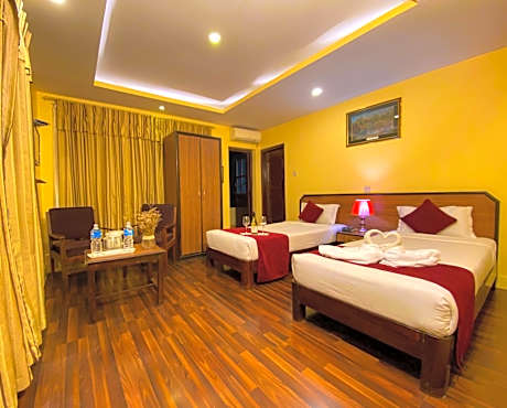Deluxe Double or Twin Room