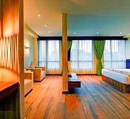 Udaan Clover Hotel & Banquets, Siliguri