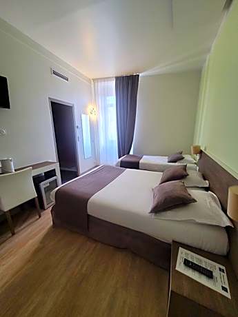 Comfort Triple Room with 1 Double bed and 1 Single bed