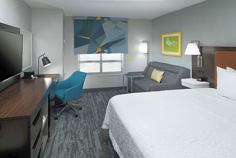 Hampton Inn By Hilton And Suites Memphis-Beale Street