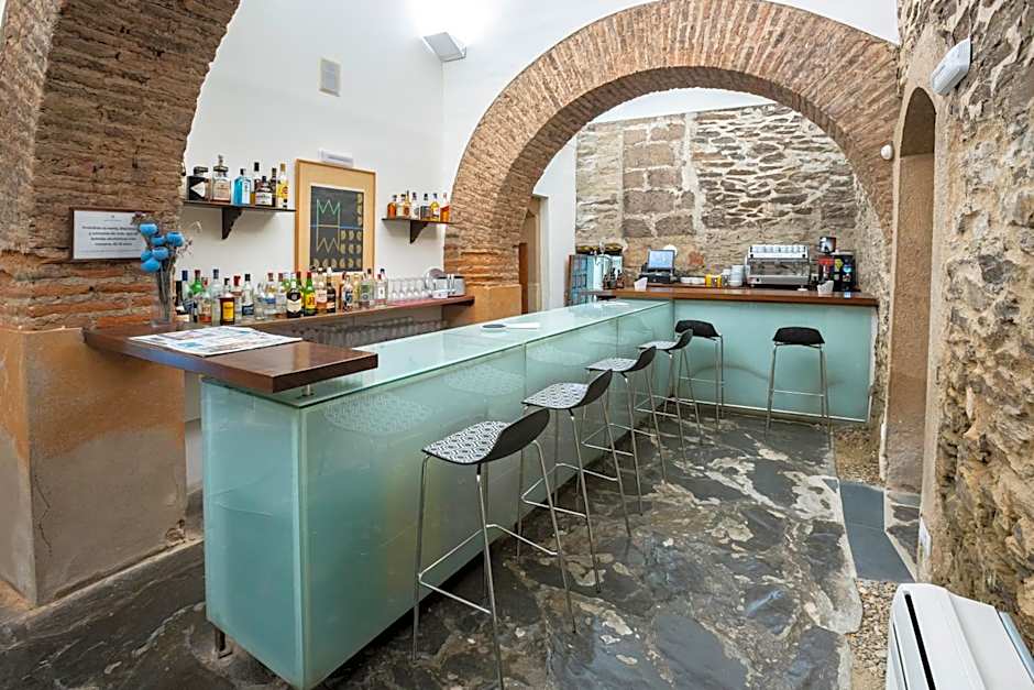 Hospedería Puente de Alconétar