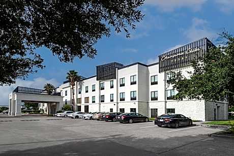 Champions Club and Hotel Houston Westchase