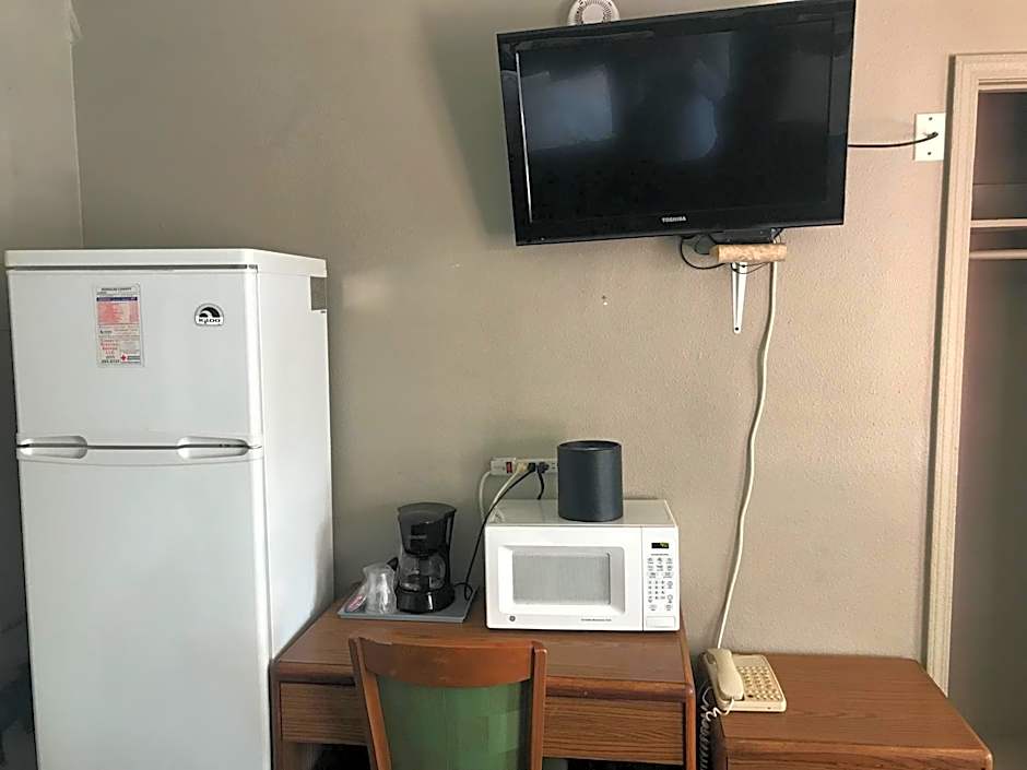 Cooper Motel Tuscola