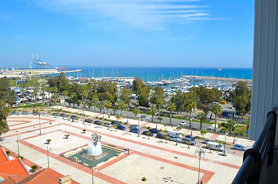 Sun Hall Hotel