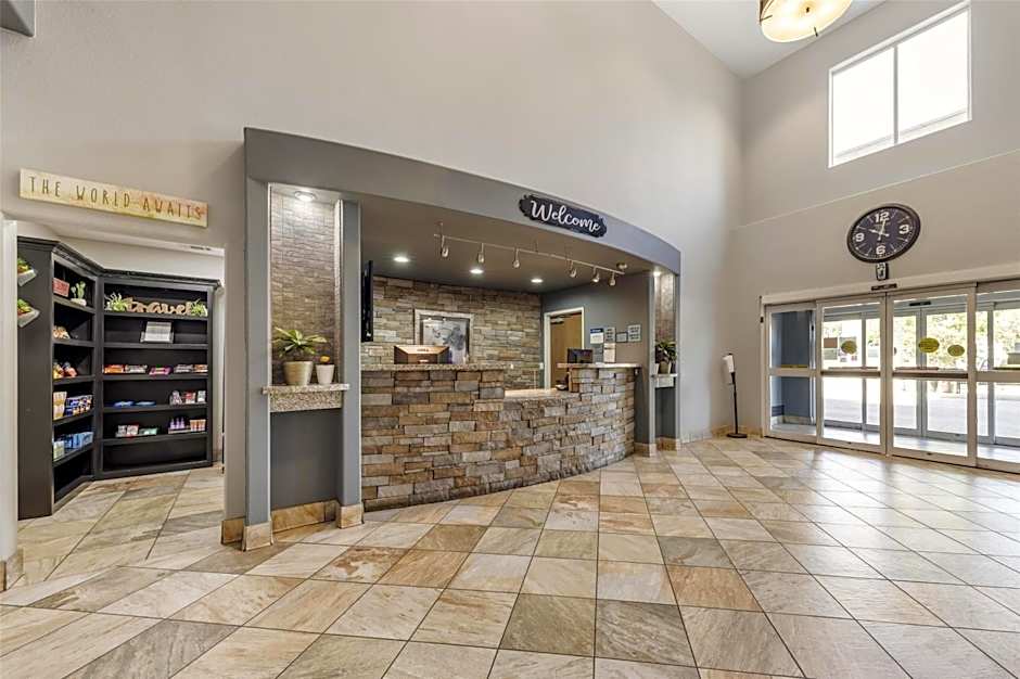 Best Western Plus Sand Bass Inn & Suites